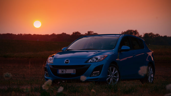Vehicle-Mazda3KireibyKMB64.jpg