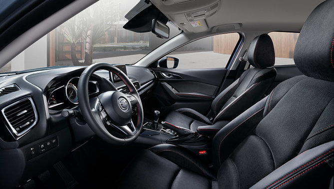 mazda3-nakama-innenraum-galerie01.jpg